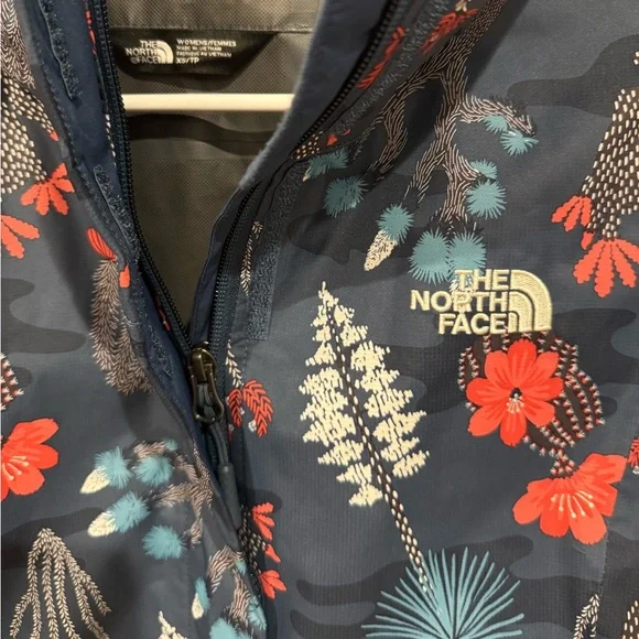 North Face womens rain jacket - Picture 2 of 4